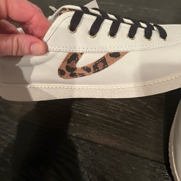 Tretorn white leather and suede sneakers size 8 - Picture 4 of 8